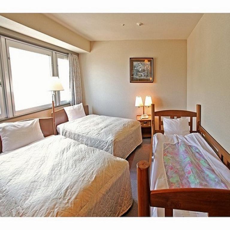 Hotel Crown Hills Takefu Echizen  Buitenkant foto
