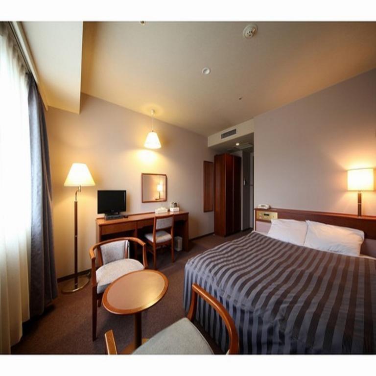 Hotel Crown Hills Takefu Echizen  Buitenkant foto