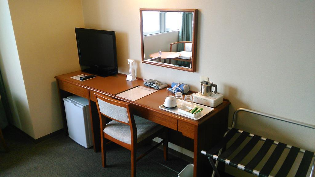 Hotel Crown Hills Takefu Echizen  Buitenkant foto